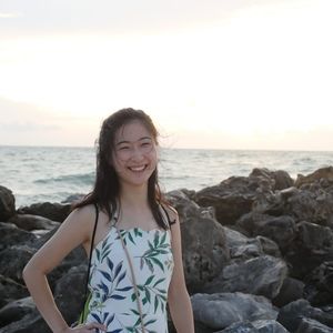 Meet your Posher, Yanling